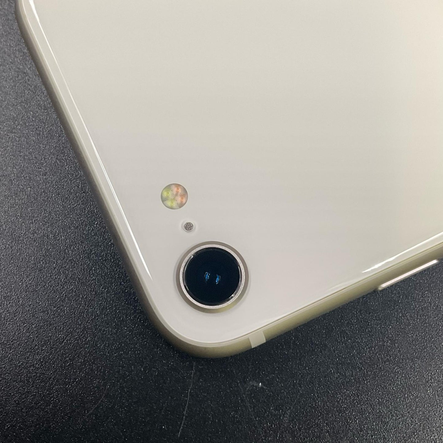 【全額返金保証】【最速発送】Apple iPhone iPhone SE（第3世代） 128GB スターライト SIMフリー 白ロム 超美品 動作確認済 100%