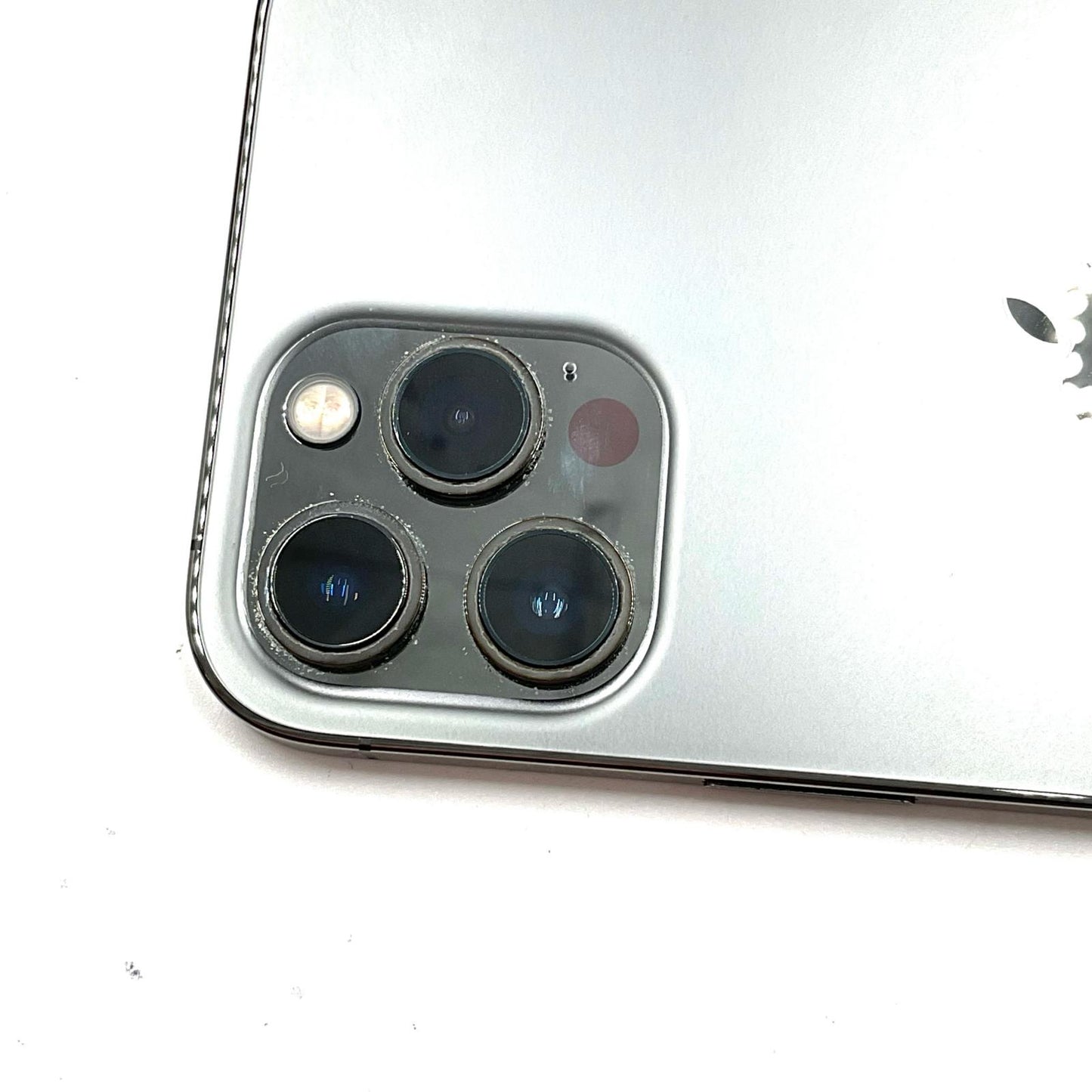 【全額返金保証】【最速発送】Apple iPhone iPhone 12 Pro Max 128GB グラファイト au 白ロム 動作確認済 77%