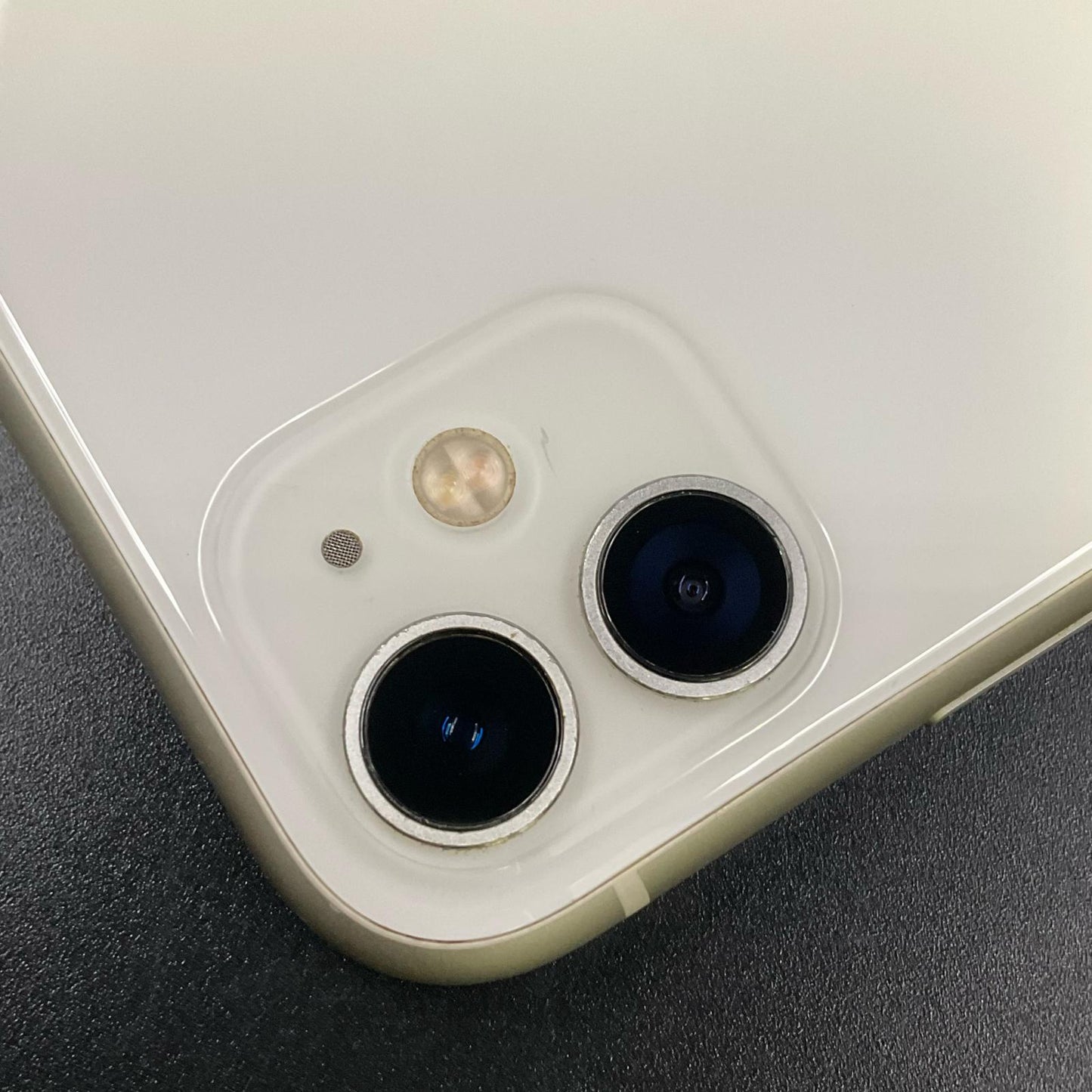 【最速発送】Apple iPhone iPhone 11 128GB ホワイト SIMフリー 白ロム【難有】 83%