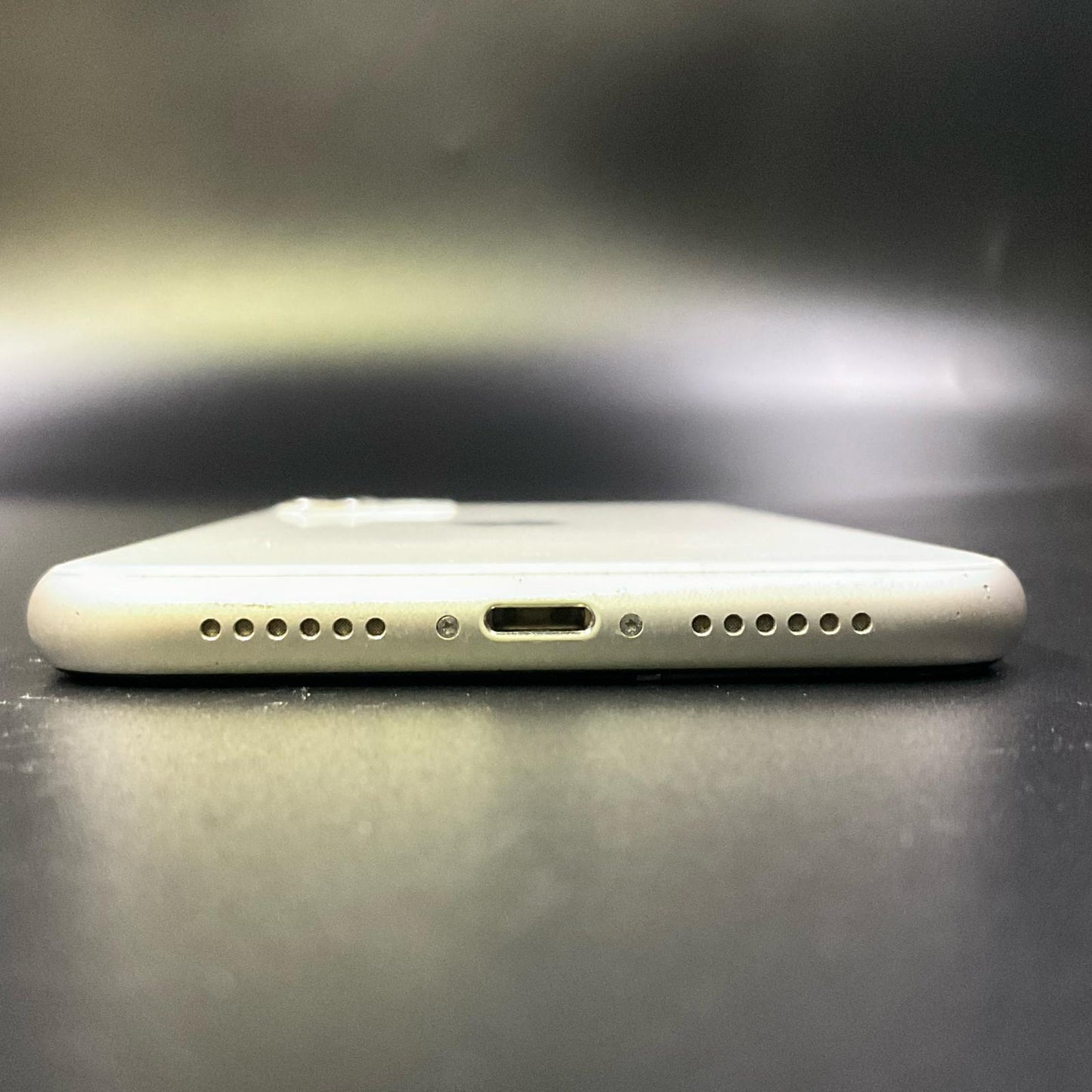 【最速発送】Apple iPhone iPhone 11 128GB ホワイト SIMフリー 白ロム【難有】 83%