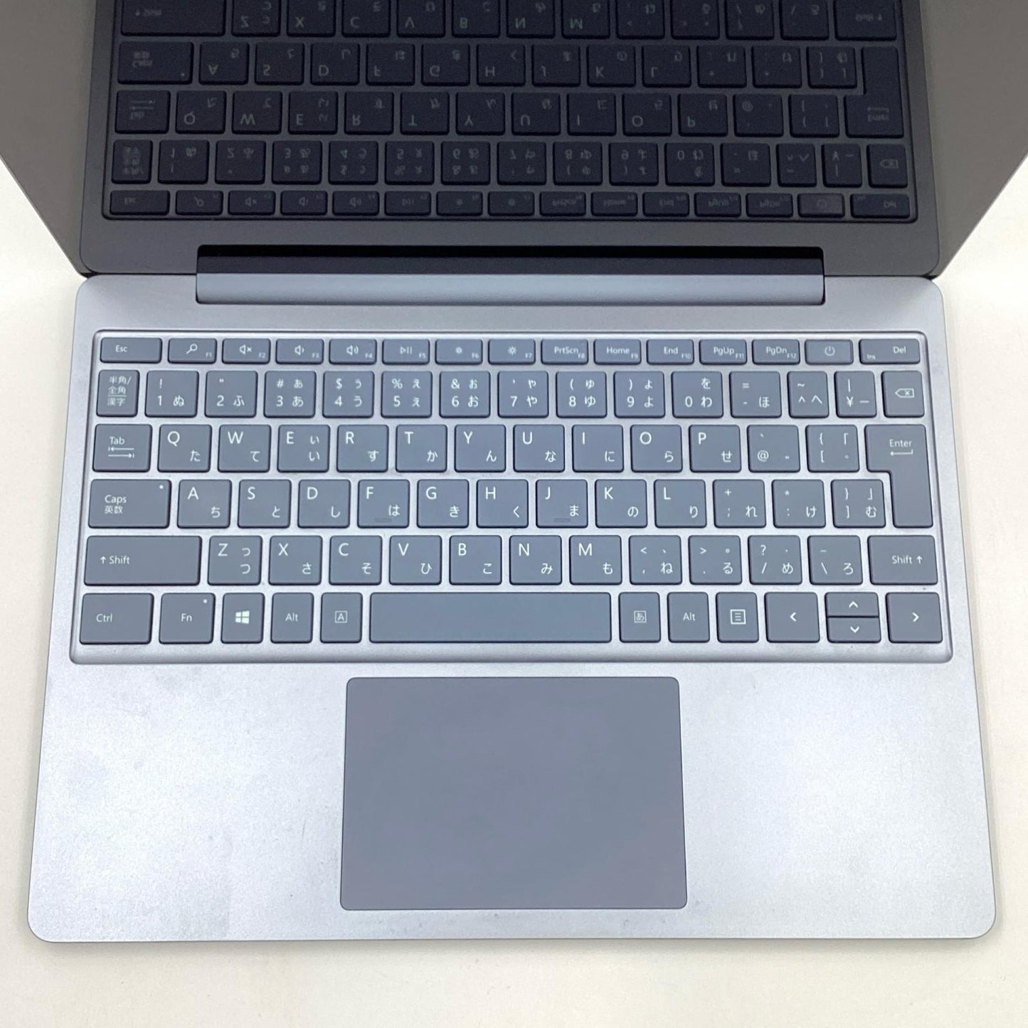 【全額返金保証】【最速発送】Microsoft Surface Laptop Go 1943 i5-1035G1 8GB M.2 SSD 128GB 79.7% 動作確認済