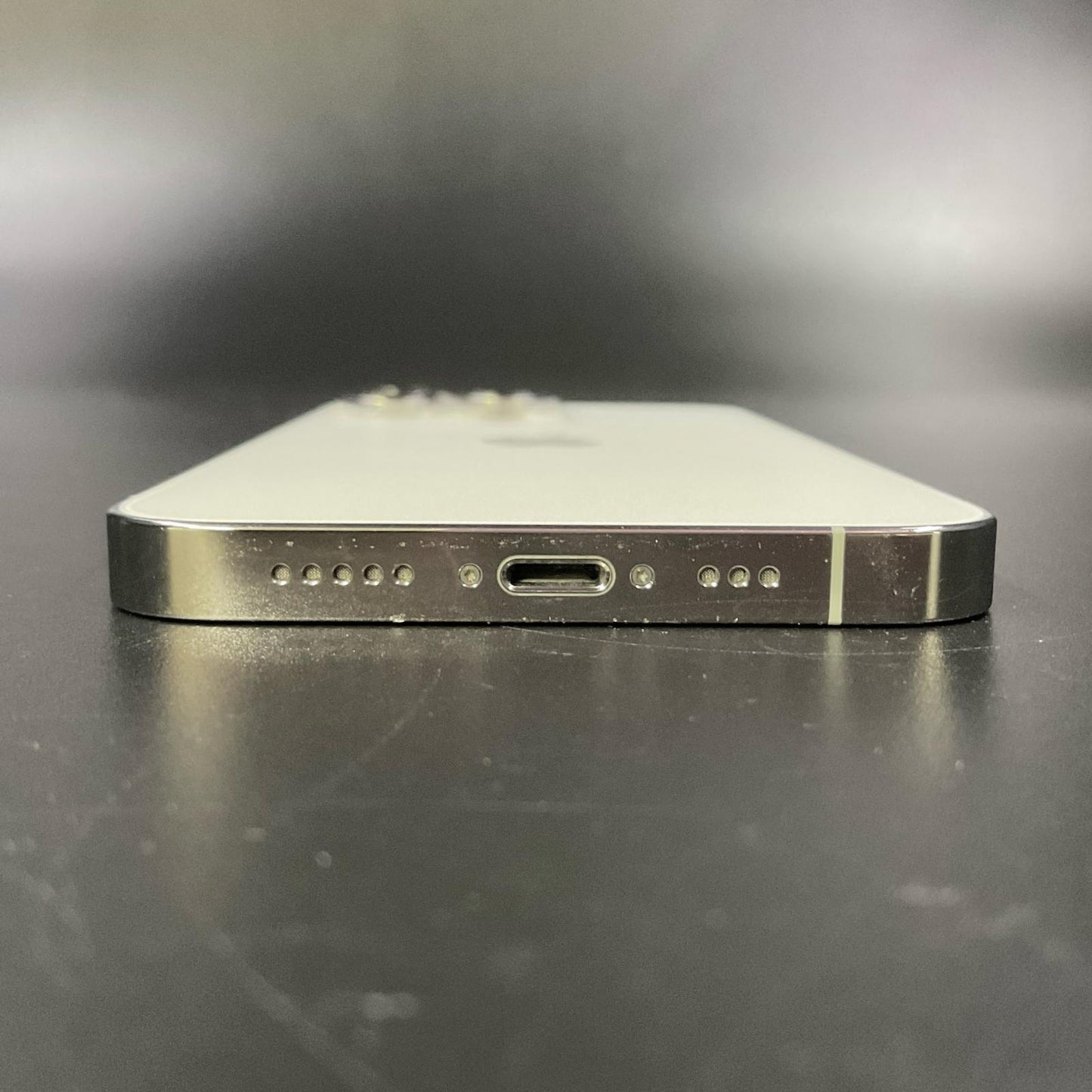 【全額返金保証】【最速発送】Apple iPhone iPhone 13 Pro 256GB シルバー Softbank SIMフリー 動作確認済 83%