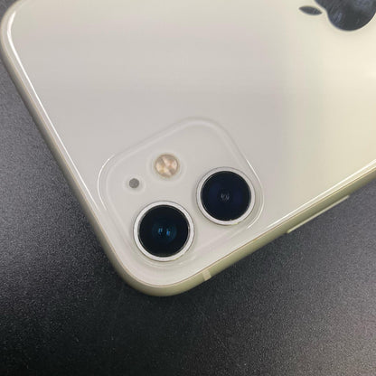 【全額返金保証】【最速発送】Apple iPhone iPhone 11 64GB ホワイト SIMフリー 白ロム 動作確認済 71%