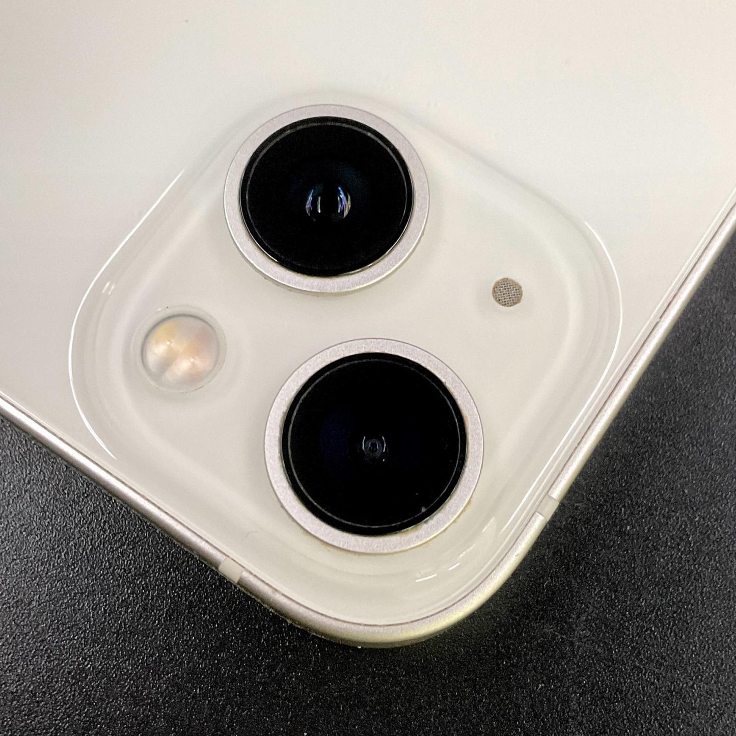 【全額返金保証】【最速発送】Apple iPhone iPhone 13 128GB スターライト au 動作確認済 79%