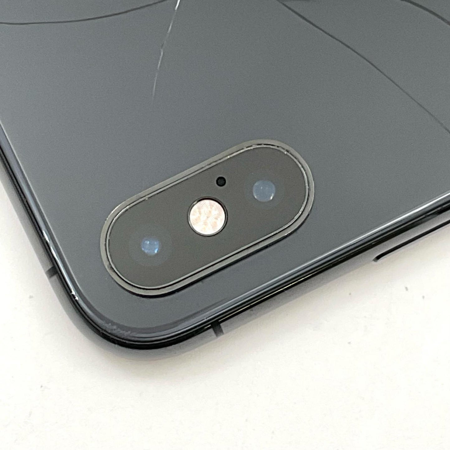 【最速発送】Apple iPhone iPhone XS Max 256GB スペースグレイ docomo 白ロム【難有】 80%