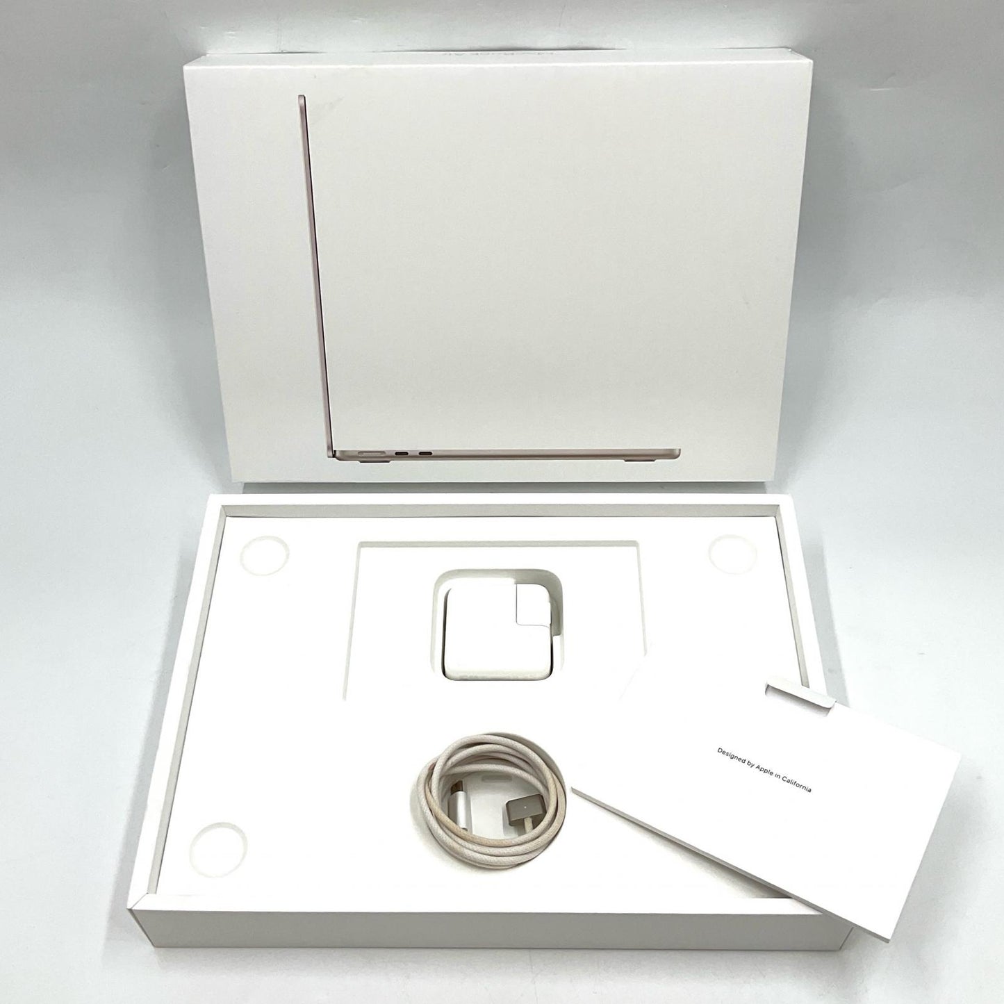 【全額返金保証】【最速発送】Apple MacBook Air 13インチ 2022 Apple M2 8GB SSD 256GB スターライト 88% 動作確認済
