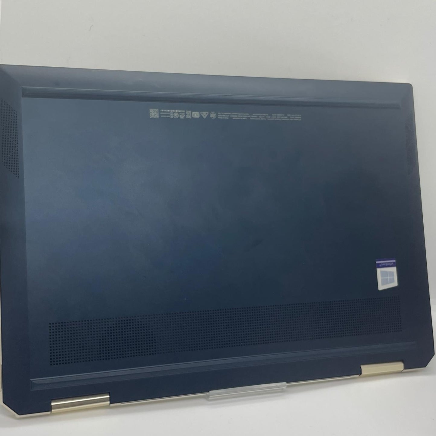 【全額返金保証】【最速発送】HP Spectre x360 13-aw 5KX57PA Corei7-8565U 16GB 1TB 動作確認済