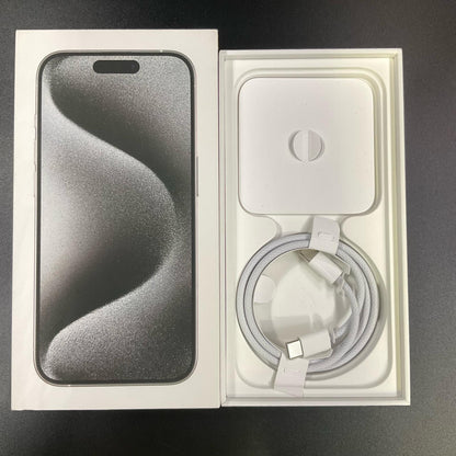 【全額返金保証】【最速発送】Apple iPhone iPhone 15 Pro 128GB ホワイトチタニウム Softbank 美品 動作確認済 89%