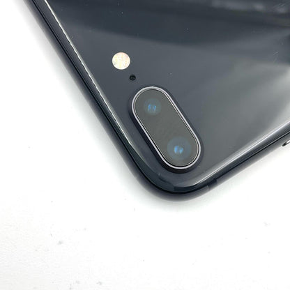 【全額返金保証】【最速発送】Apple iPhone iPhone 8 Plus 256GB スペースグレイ au 白ロム 動作確認済 82%