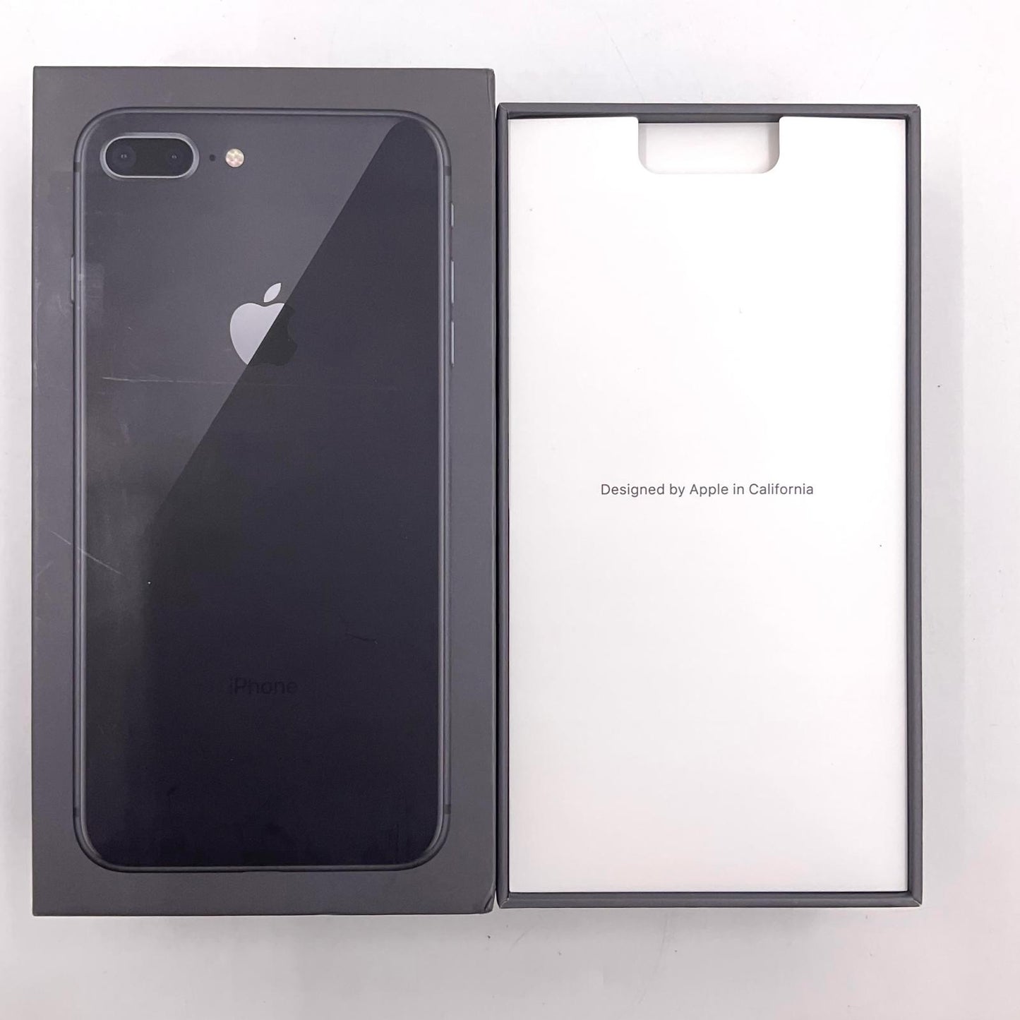 【全額返金保証】【最速発送】Apple iPhone iPhone 8 Plus 256GB スペースグレイ au 白ロム 動作確認済 82%