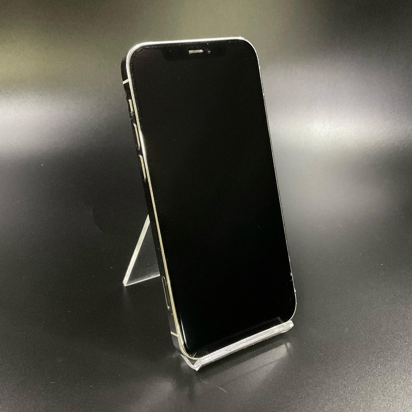 【全額返金保証】【最速発送】Apple iPhone iPhone 12 Pro 256GB シルバー docomo 白ロム 動作確認済 78%