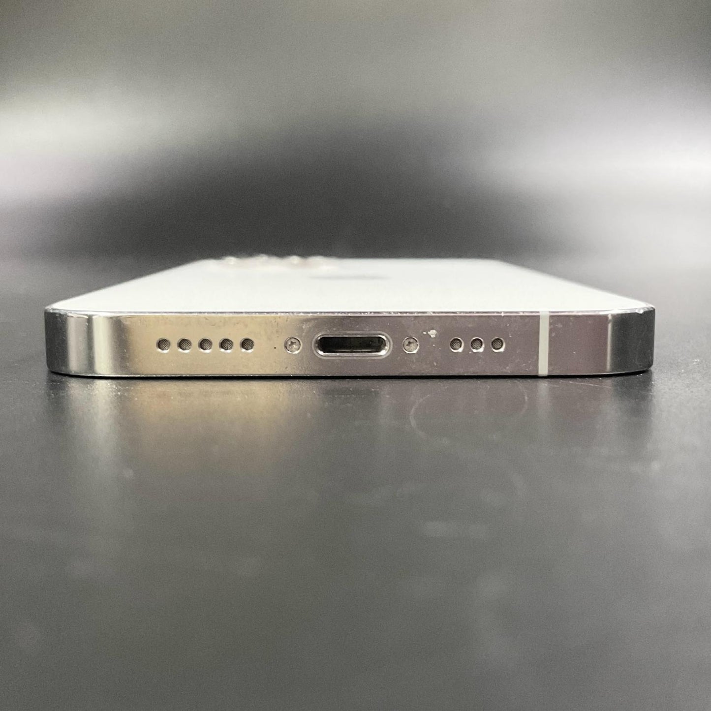 【全額返金保証】【最速発送】Apple iPhone iPhone 12 Pro 256GB シルバー docomo SIMフリー 白ロム 動作確認済 73%