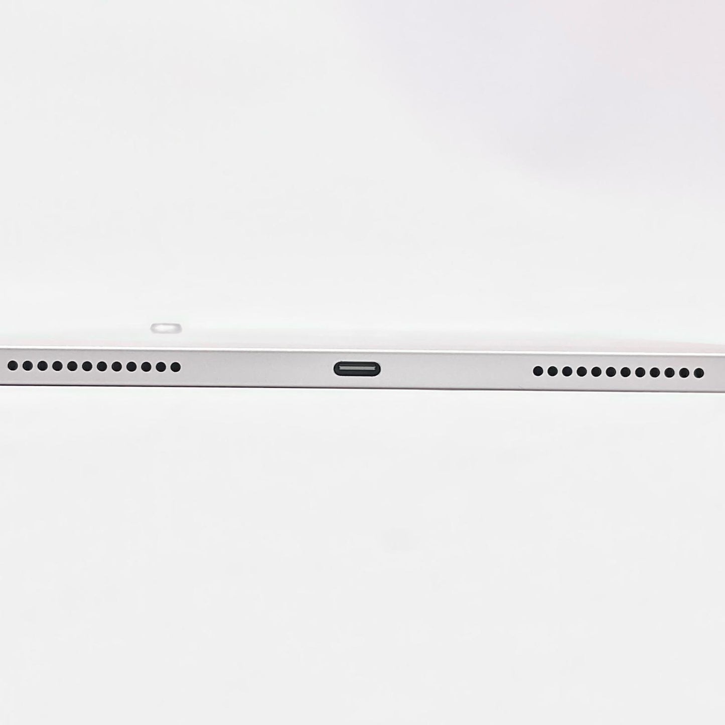 【全額返金保証】【最速発送】Apple iPad iPad A16 11インチ 128GB シルバー Wi-Fi 超美品 動作確認済