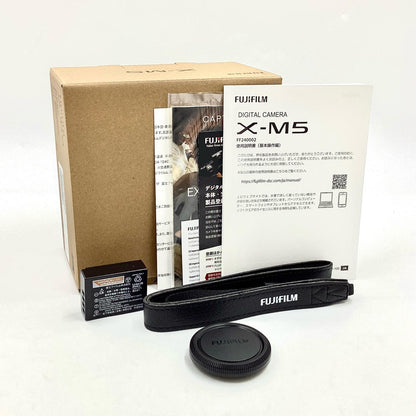 【全額返金保証】【最速発送】FUJIFILM デジタル一眼 FUJIFILM X-M5 ボディ ブラック 新品未開封 即納OK