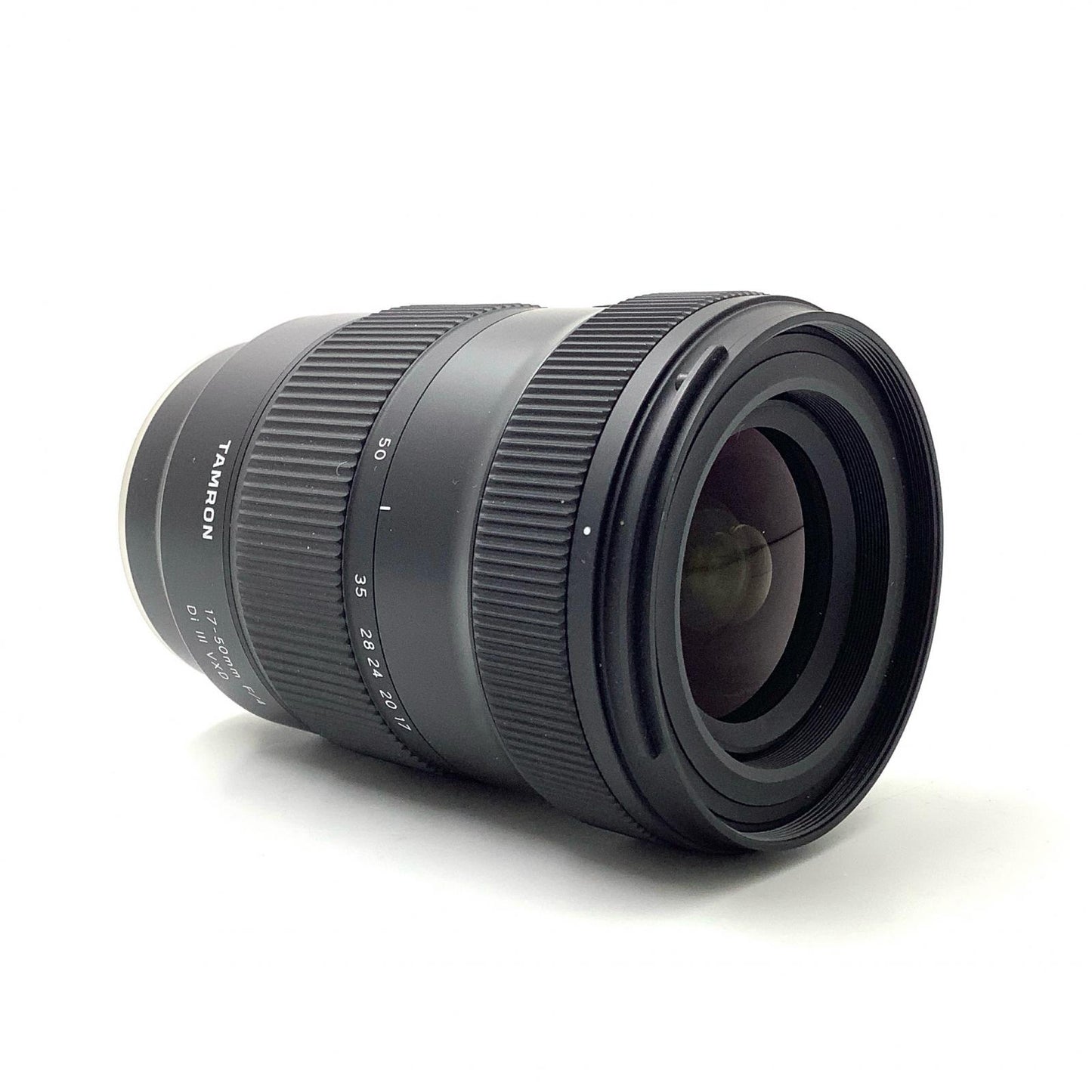 【全額返金保証】【最速発送】TAMRON 17-50mm F/4 Di III VXD (Model A068) 美品 動作確認済
