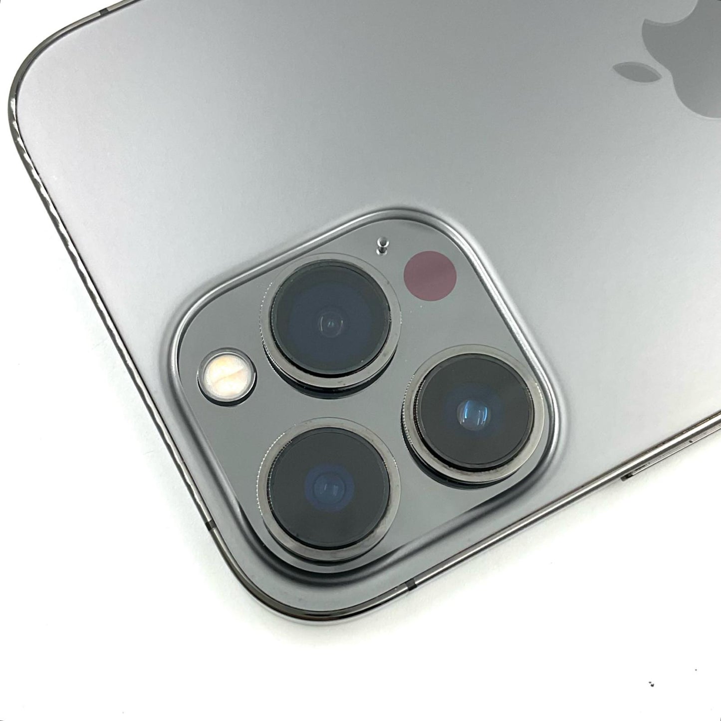 【全額返金保証】【最速発送】Apple iPhone iPhone 13 Pro Max 512GB グラファイト docomo SIMフリー 動作確認済 80%
