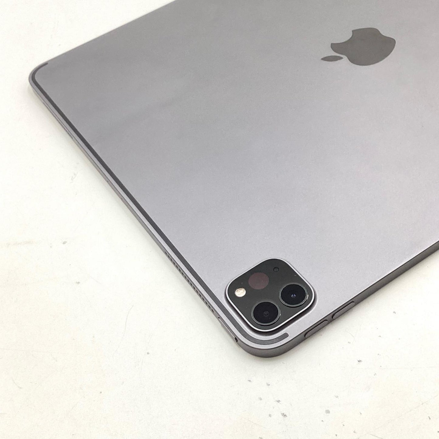 【最速発送】Apple iPad Pro 12.9インチ 第4世代 256GB スペースグレイ Wi-Fi【難有】