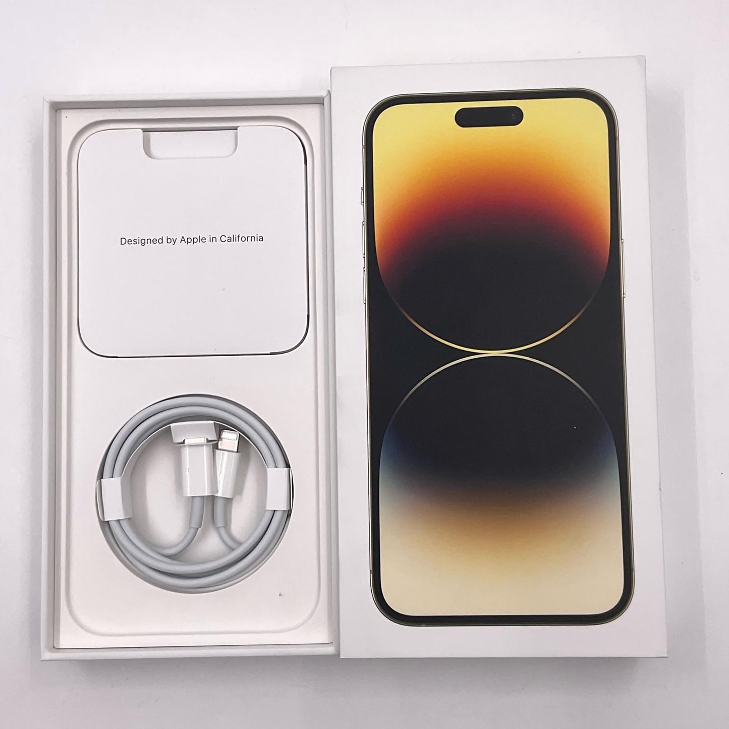 【全額返金保証】【最速発送】Apple iPhone iPhone 14 Pro Max 256GB ゴールド docomo 動作確認済 82%