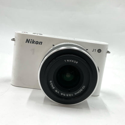 【最速発送】Nikon デジタル一眼 Nikon1 J1 10-30mm レンズキット ホワイト【難有】