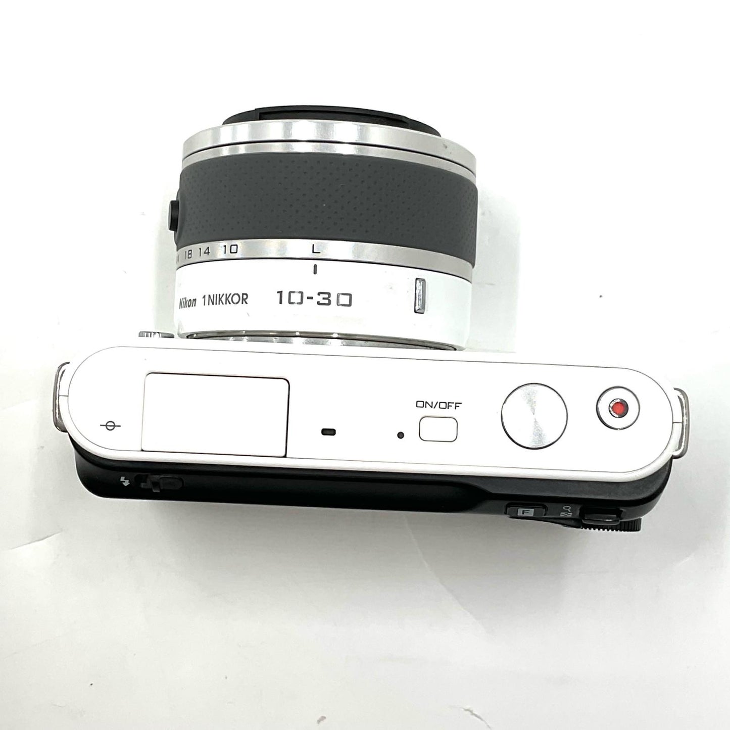【最速発送】Nikon デジタル一眼 Nikon1 J1 10-30mm レンズキット ホワイト【難有】