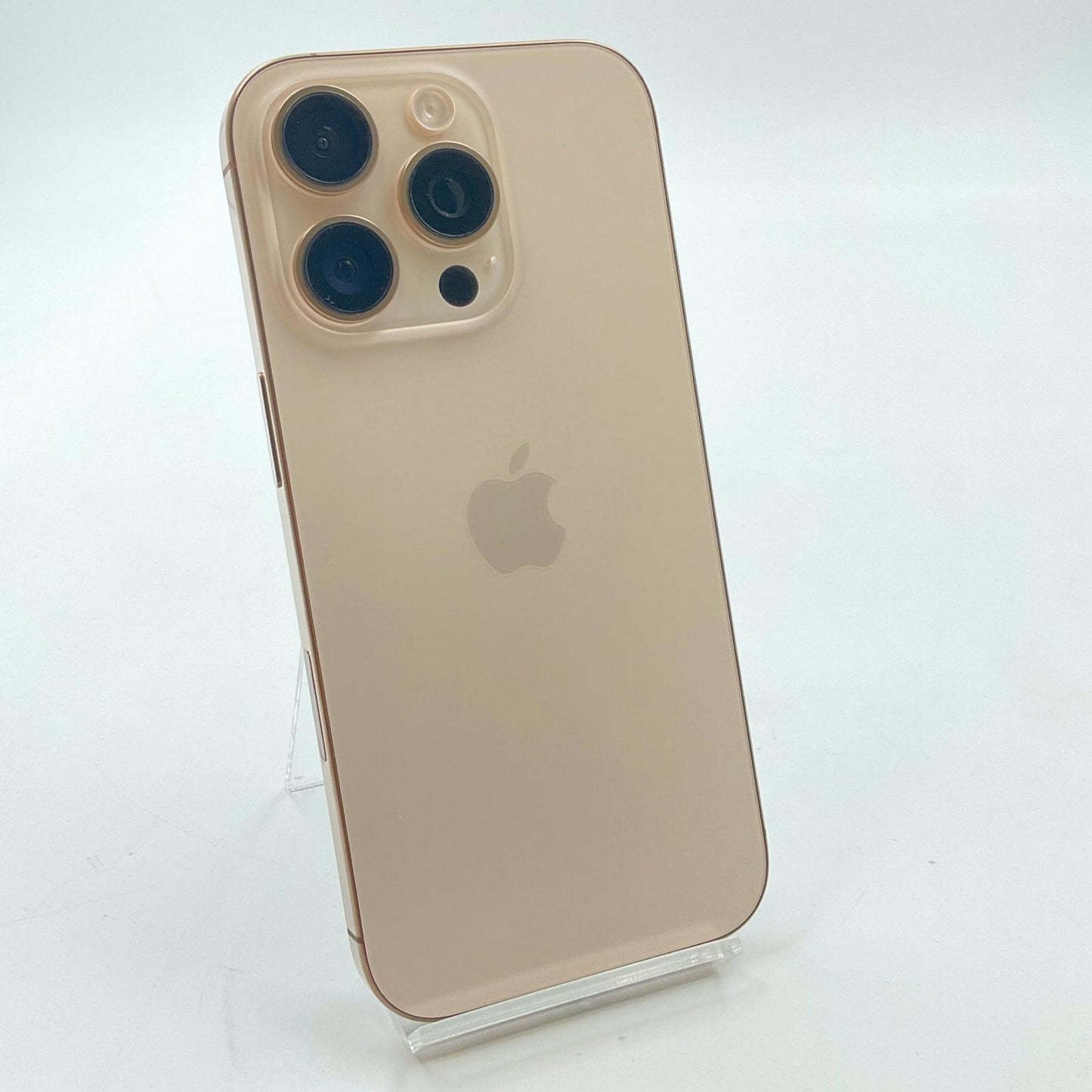 【全額返金保証】【最速発送】Apple iPhone iPhone 16 Pro 256GB デザートチタニウム docomo 超美品 動作確認済 100%