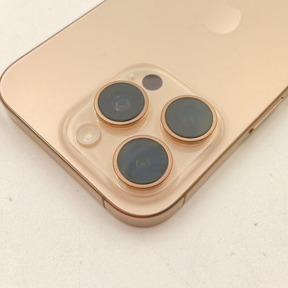 【全額返金保証】【最速発送】Apple iPhone iPhone 16 Pro 256GB デザートチタニウム docomo 超美品 動作確認済 100%