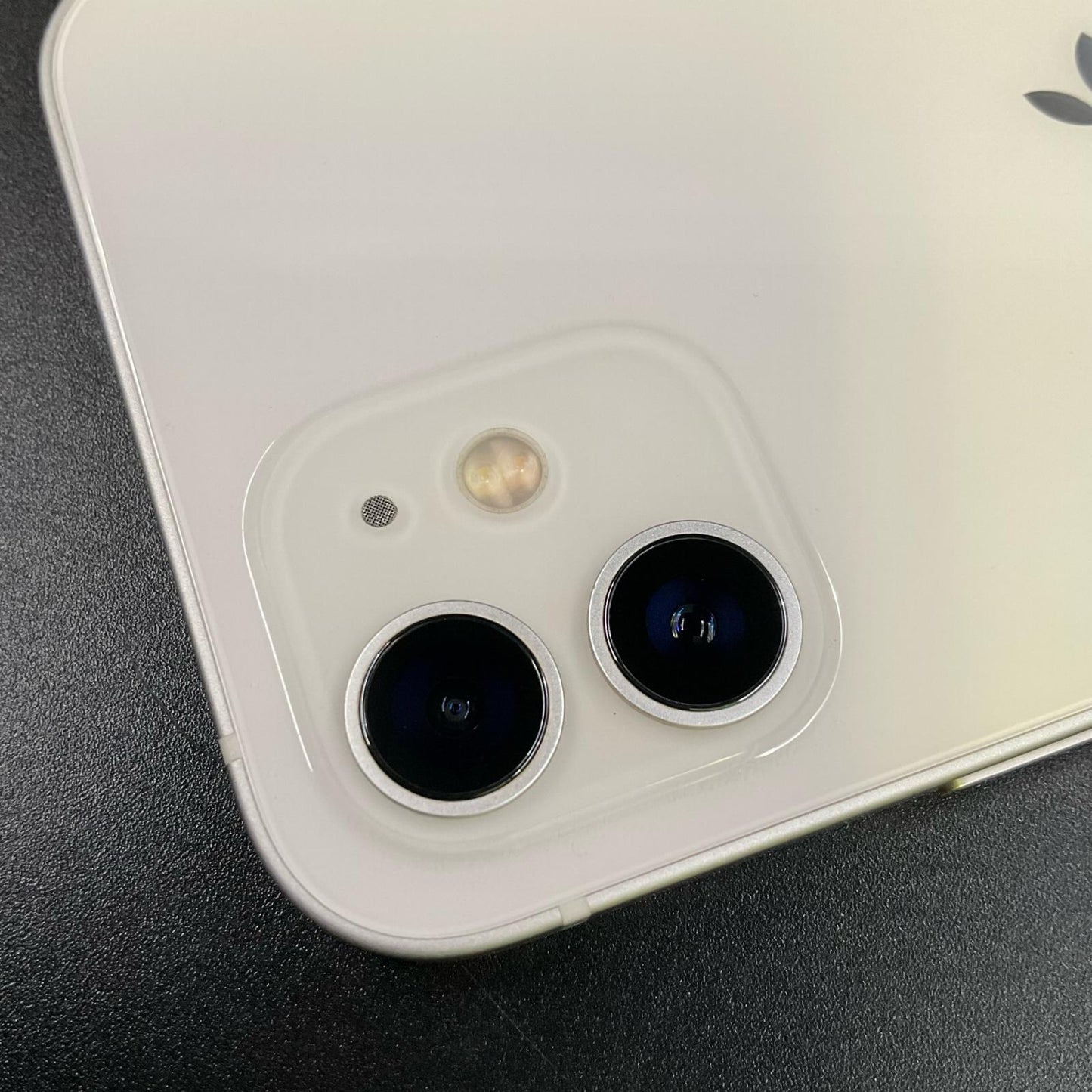 【全額返金保証】【最速発送】Apple iPhone iPhone 12 64GB ホワイト au SIMフリー 白ロム 動作確認済 85%