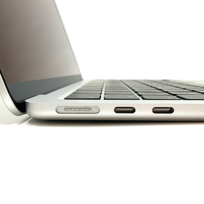 【全額返金保証】【最速発送】Apple MacBook Air 13インチ 2022 Apple M2 8GB SSD 256GB シルバー 97% 美品 動作確認済