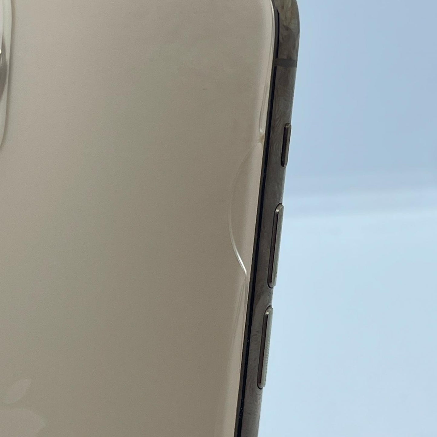 【最速発送】Apple iPhone iPhone 11 Pro 256GB ゴールド SIMフリー 白ロム【難有】 72%