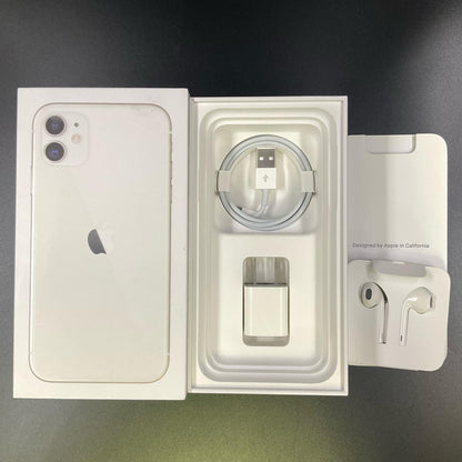 【全額返金保証】【最速発送】Apple iPhone iPhone 11 64GB ホワイト au 白ロム 動作確認済 77%
