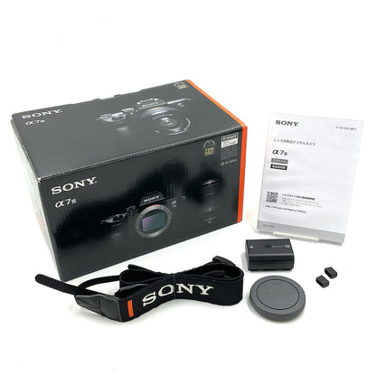 【全額返金保証】【最速発送】Sony デジタル一眼 α7 III ILCE-7M3 ボディ ブラック 美品 動作確認済