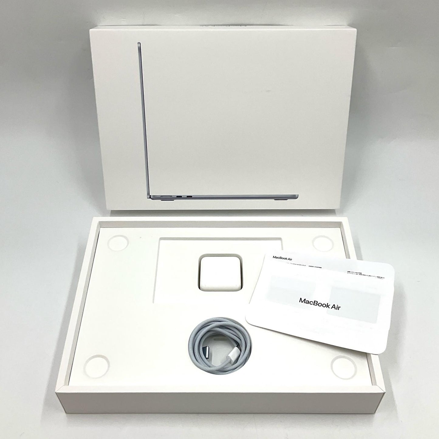 【全額返金保証】【最速発送】Apple MacBook Air 13インチ 2025 Apple M4 16GB SSD 512GB スカイブルー 100% 美品 動作確認済