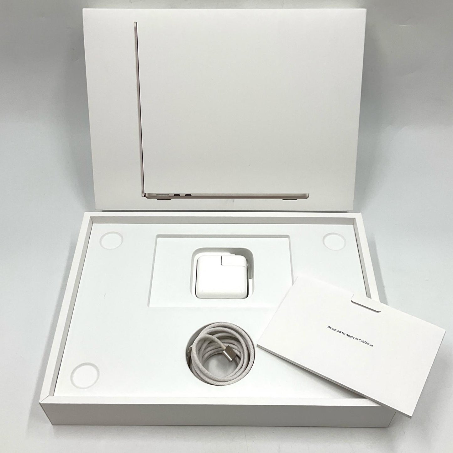【全額返金保証】【最速発送】Apple MacBook Air 13インチ 2022 Apple M2 16GB SSD 256GB スターライト 100% 超美品 動作確認済