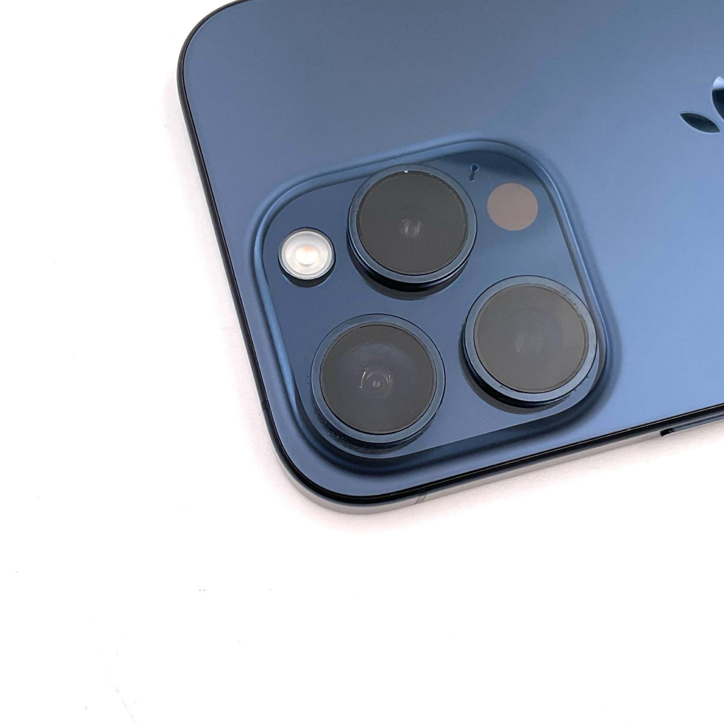 【全額返金保証】【最速発送】Apple iPhone iPhone 15 Pro 256GB ブルーチタニウム SIMフリー 白ロム 動作確認済 87%