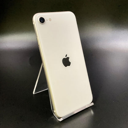 【全額返金保証】【最速発送】Apple iPhone iPhone SE（第3世代） 64GB スターライト docomo 白ロム 動作確認済 82%