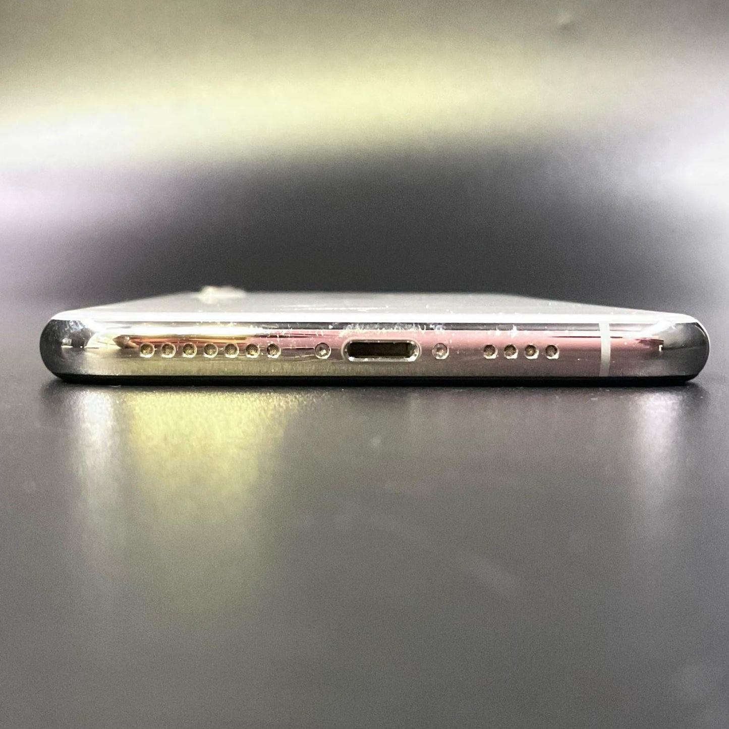 【全額返金保証】【最速発送】Apple iPhone iPhone XS Max 256GB シルバー SIMフリー 白ロム 動作確認済 77%