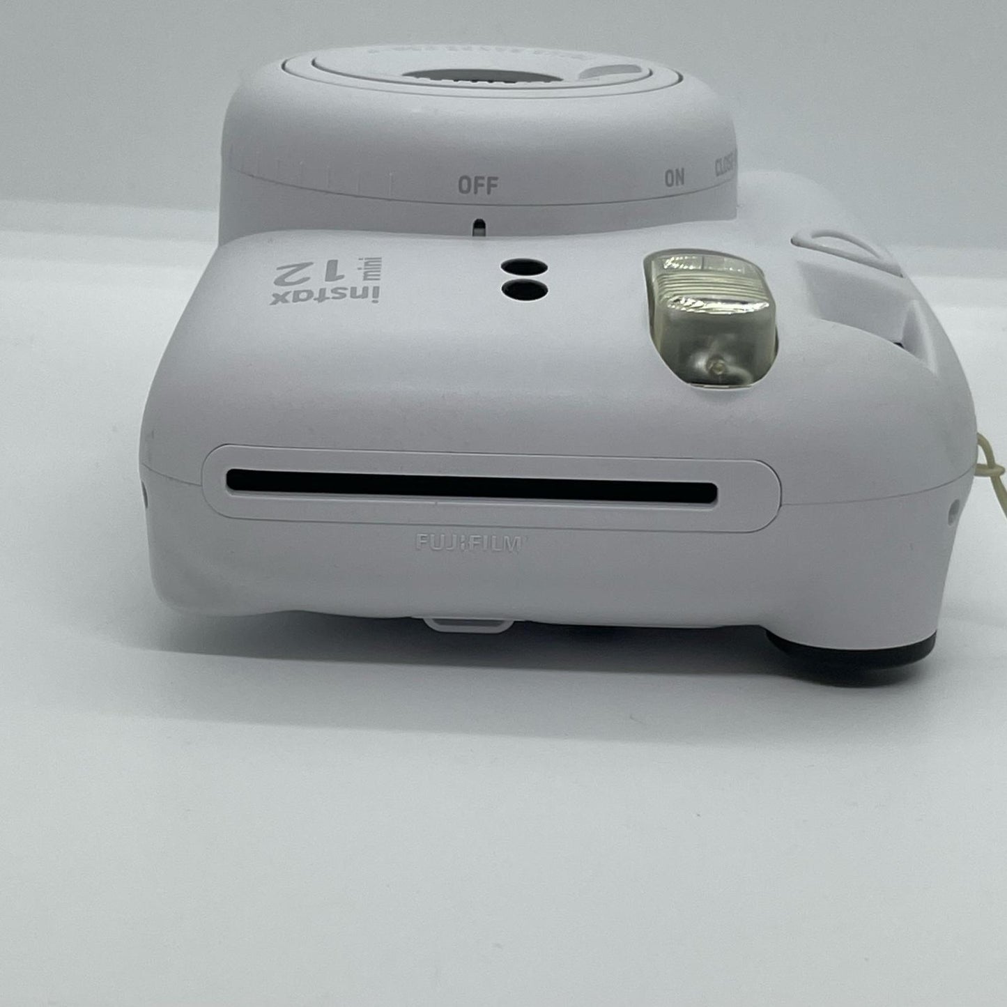【全額返金保証】【最速発送】FUJIFILM instax mini 12 チェキ [クレイホワイト] 動作確認済