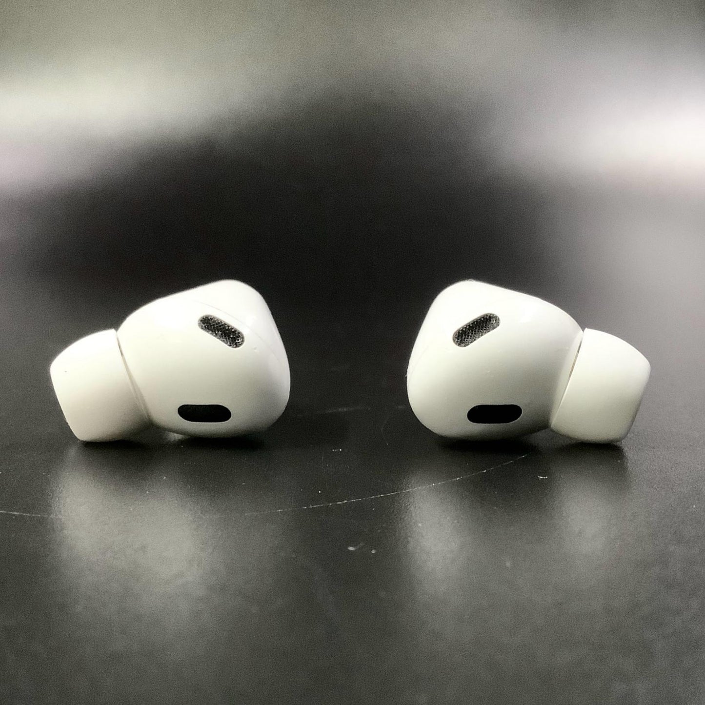 【全額返金保証】【最速発送】Apple AirPods Pro 2 MQD83J/A 動作確認済