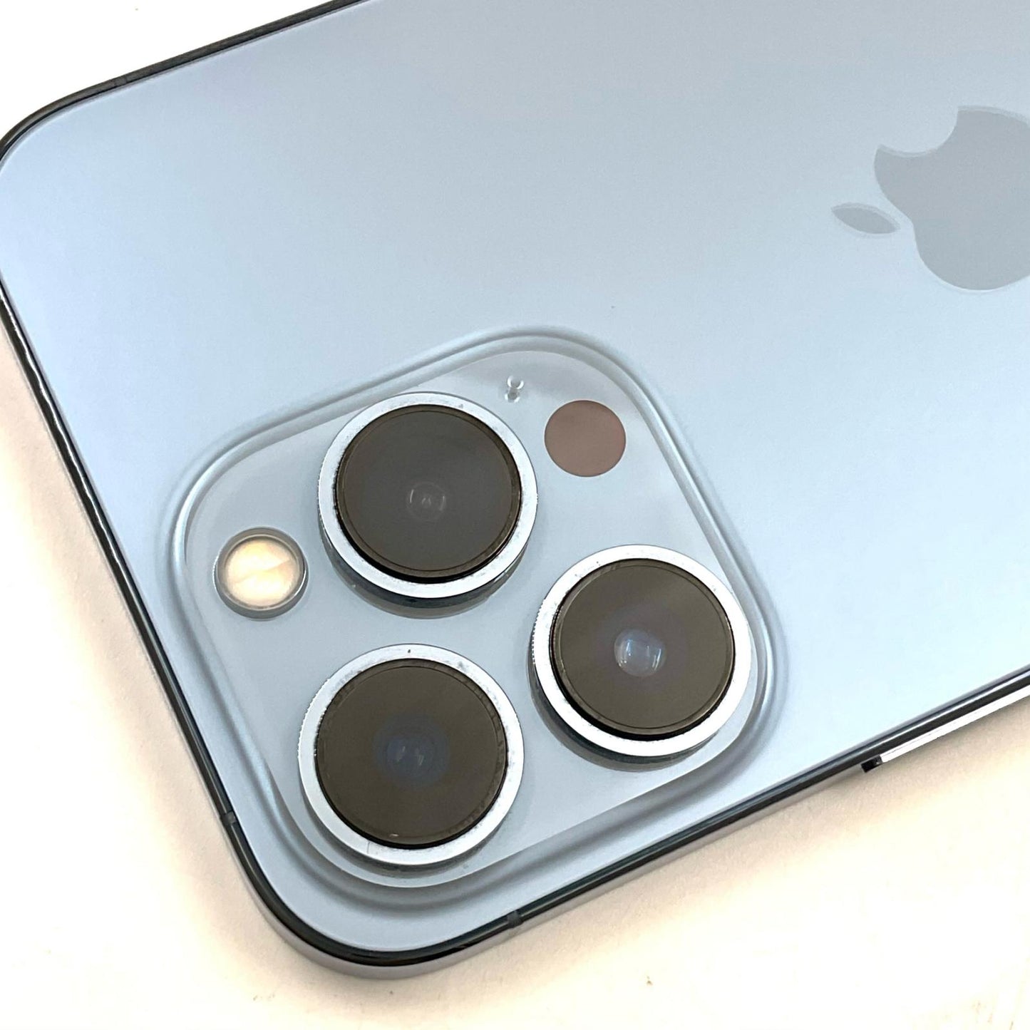 【全額返金保証】【最速発送】Apple iPhone iPhone 13 Pro 128GB シエラブルー au 動作確認済 78%