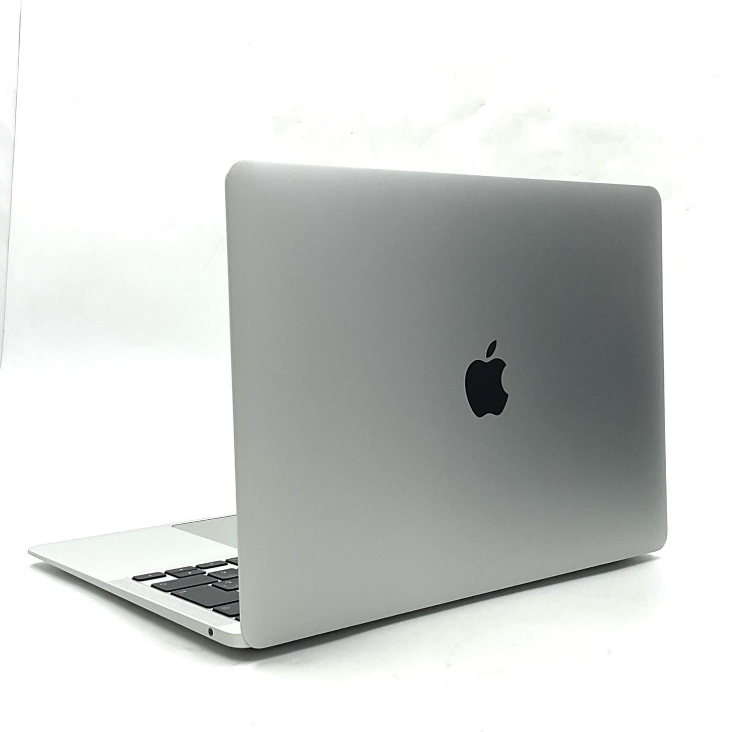 【全額返金保証】【最速発送】Apple MacBook Air 13インチ 2020 Apple M1 8GB SSD 256GB シルバー 89% 動作確認済