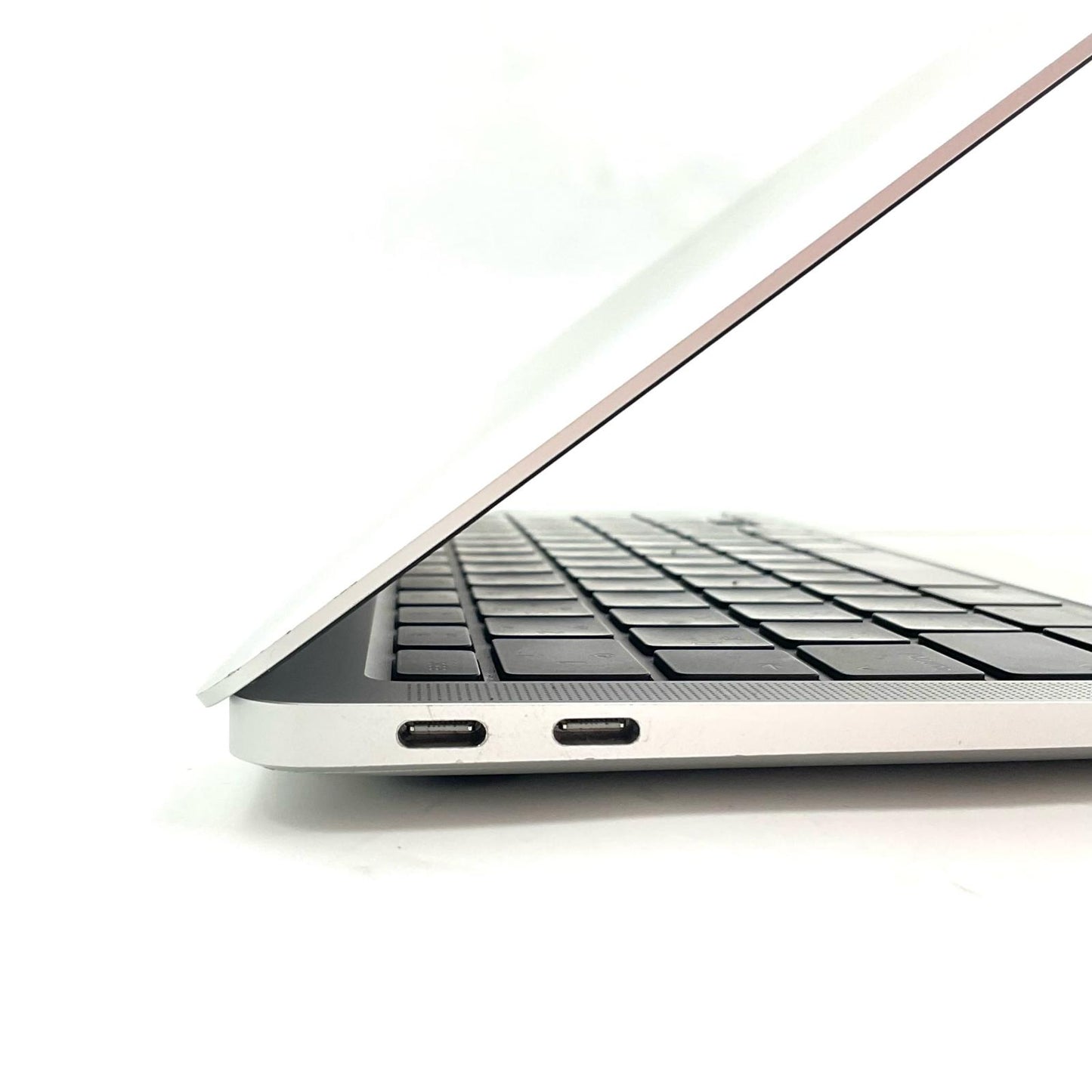 【全額返金保証】【最速発送】Apple MacBook Air 13インチ 2020 Apple M1 8GB SSD 256GB シルバー 89% 動作確認済