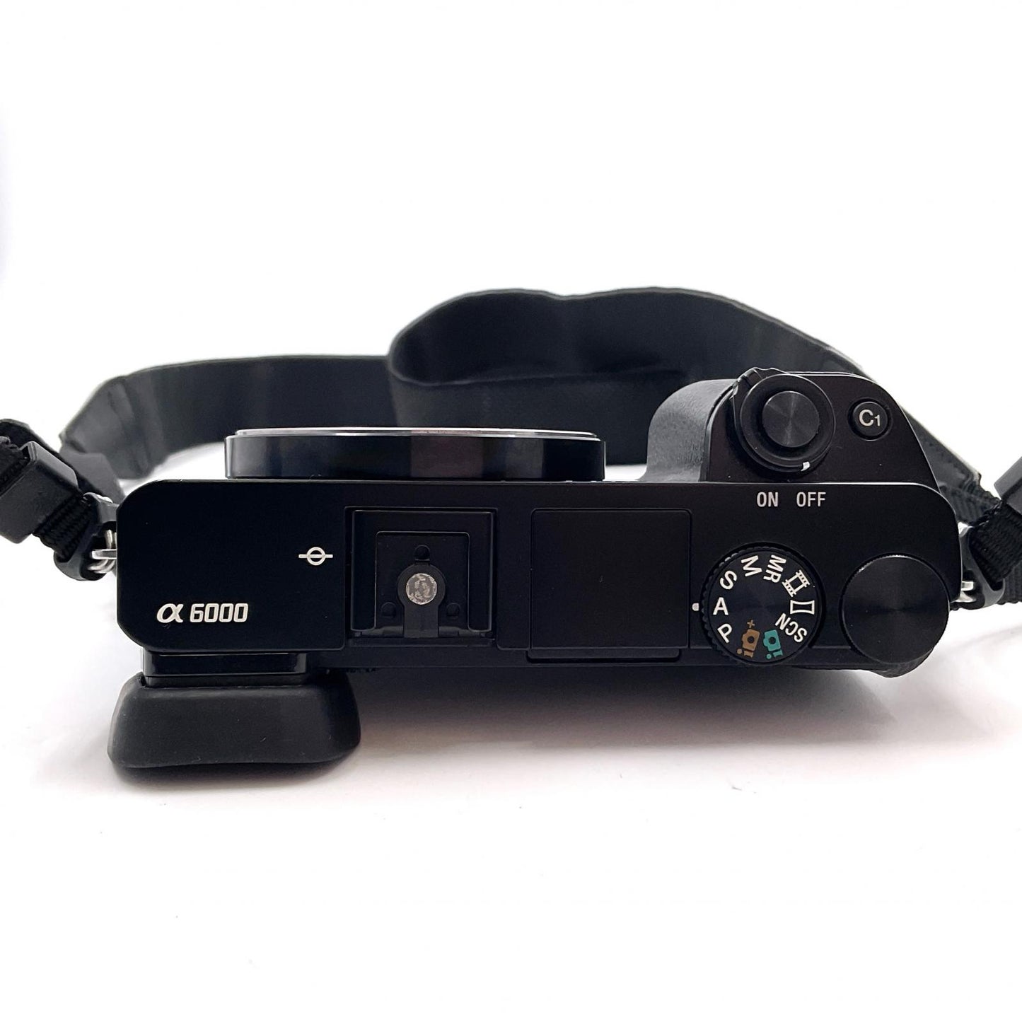 【最速発送】Sony デジタル一眼 α6000 ILCE-6000 ボディ ブラック【難有】