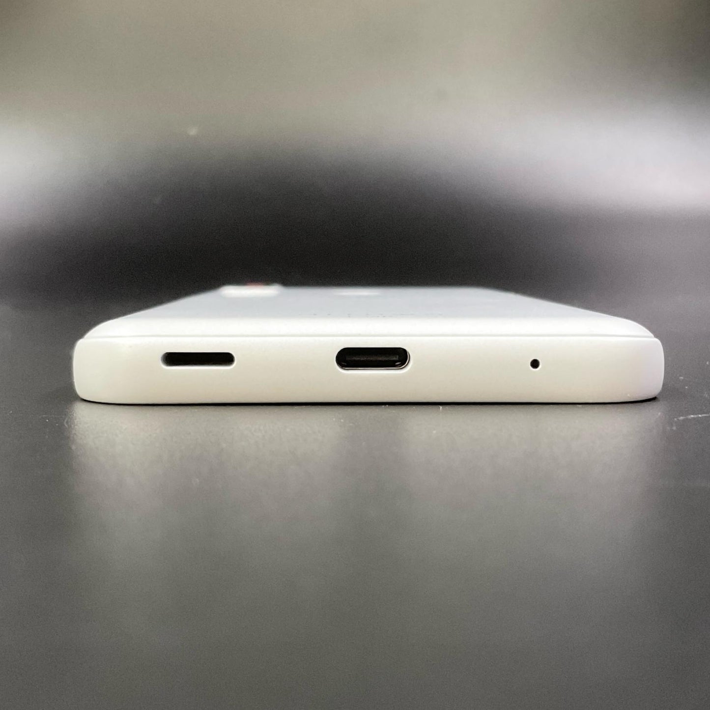 【全額返金保証】【最速発送】富士通 arrows We ホワイト docomo F-51B 白ロム 超美品 動作確認済