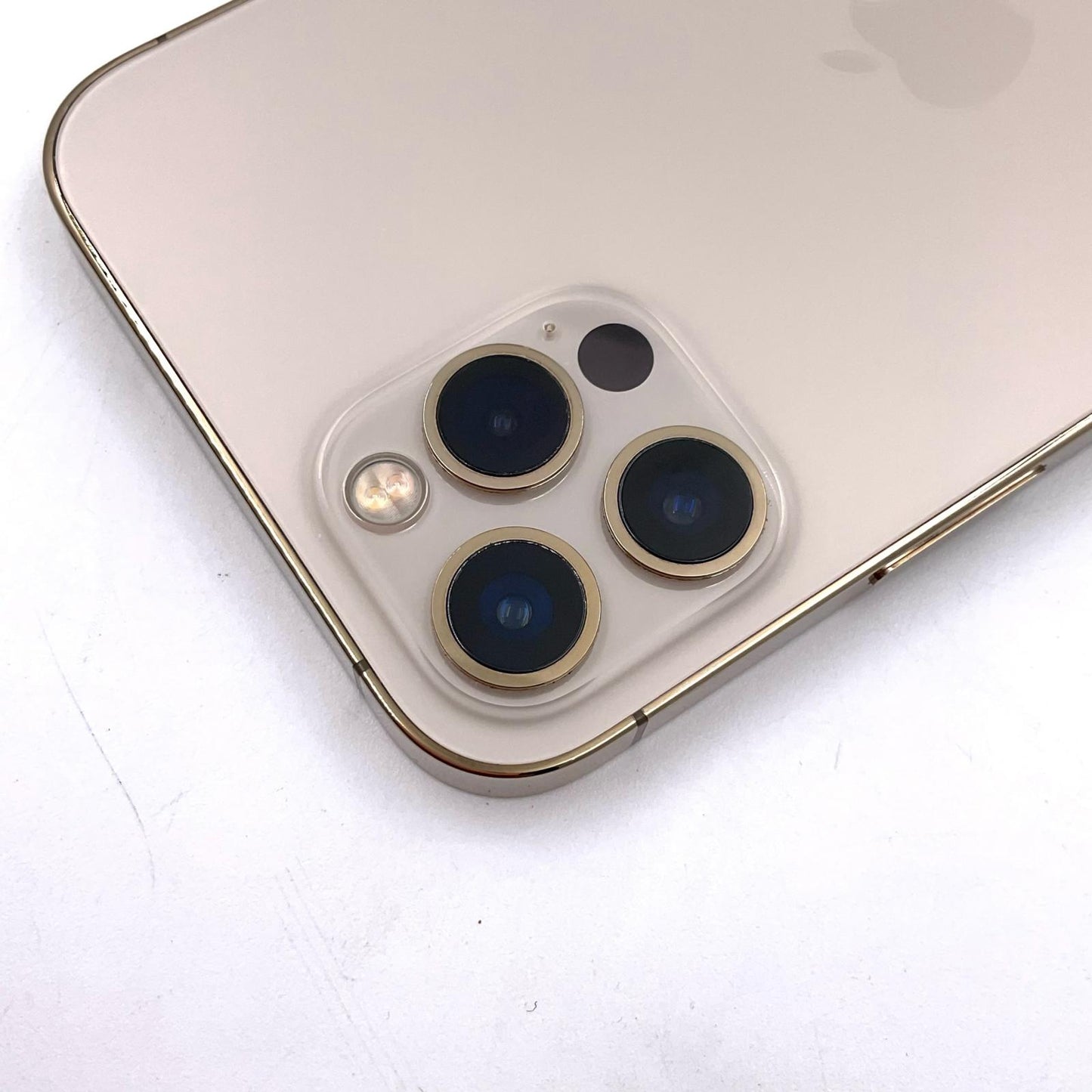 【全額返金保証】【最速発送】Apple iPhone iPhone 12 Pro 128GB ゴールド au SIMフリー 白ロム 動作確認済 74%