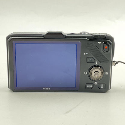 【全額返金保証】【最速発送】Nikon コンパクトデジタルカメラ COOLPIX S9300 [ノーブルブラック] 美品 動作確認済
