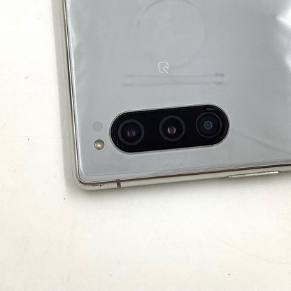 【全額返金保証】【最速発送】Sony Xperia 5 64GB グレー docomo SO-01M 白ロム 動作確認済