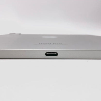 【全額返金保証】【最速発送】Apple iPad Pro 12.9インチ 第6世代 256GB シルバー Wi-Fi 美品 動作確認済