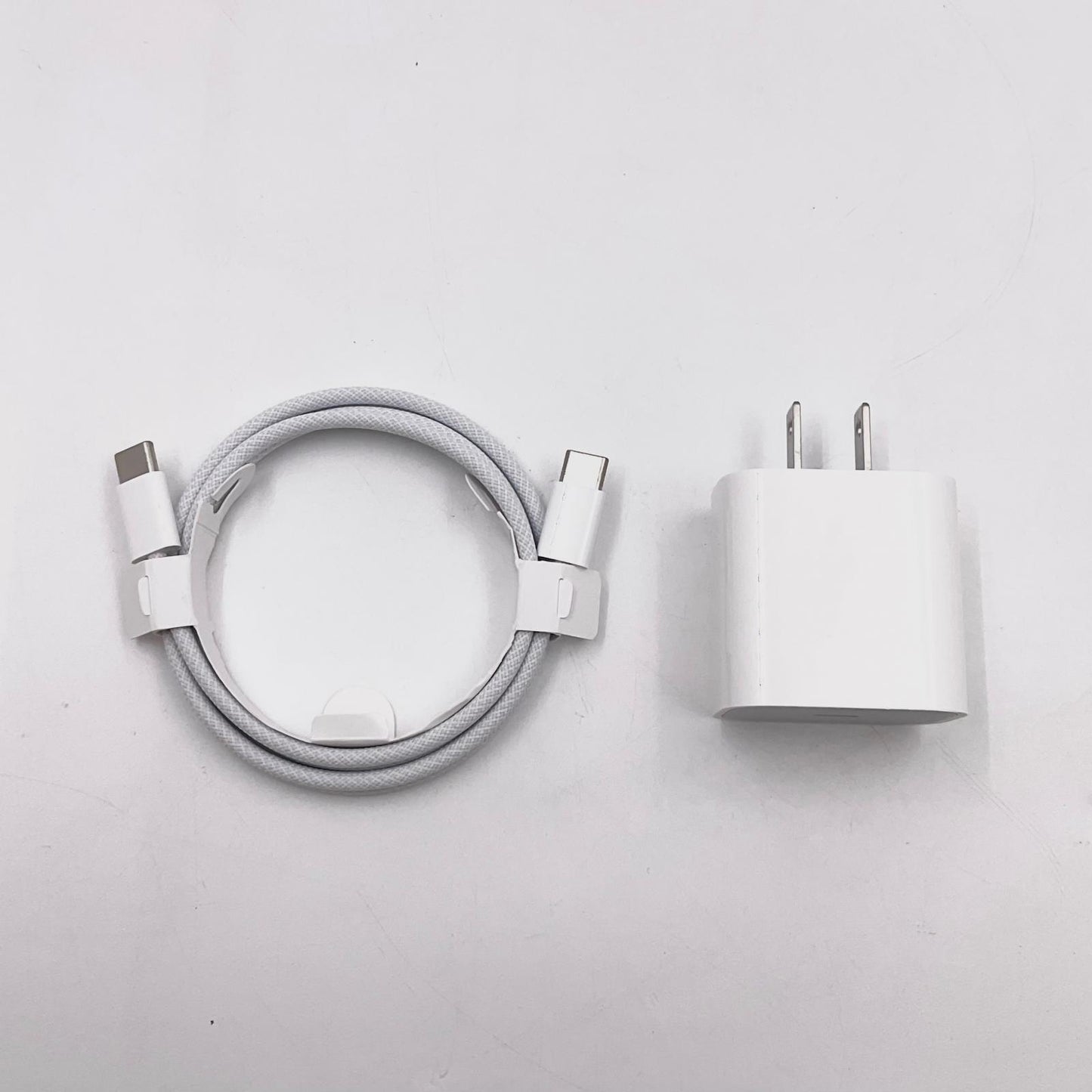 【全額返金保証】【最速発送】Apple iPad Pro 12.9インチ 第6世代 256GB シルバー Wi-Fi 美品 動作確認済