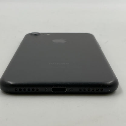 【全額返金保証】【最速発送】Apple iPhone iPhone 7 32GB ブラック docomo 白ロム 動作確認済 90%