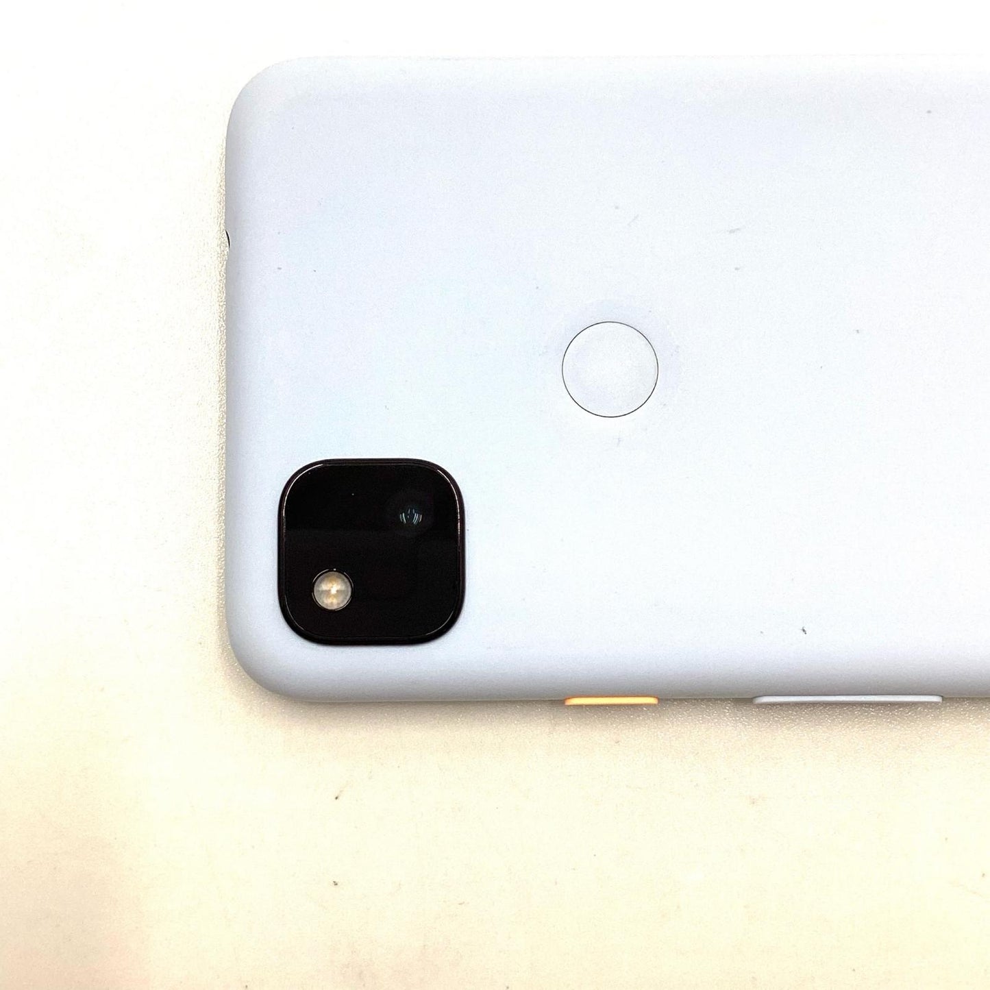 【全額返金保証】【最速発送】Google Pixel 4a 128GB Barely Blue Softbank GO25M 白ロム 動作確認済